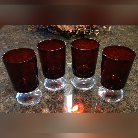 Luminarc Other - Vintage Luminarc Set Of Four Arcoroc Cavalier Ruby Wine/Water Glasses.